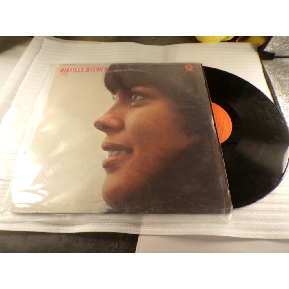 Mireille Mathieu Self Titled Vinyl LP Capitol Records ST-306 French Pop Chanson